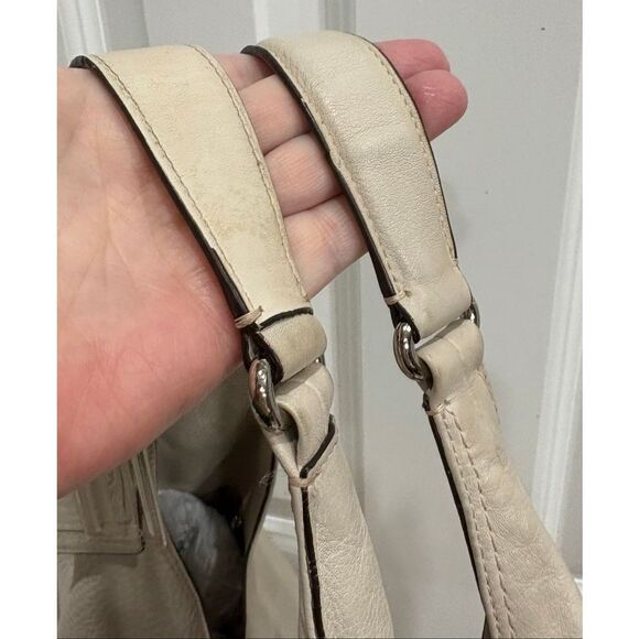 COACH - 🎉HP🎉 “Julia" Cream Pebbled Leather Hobo Ergo Bag - Retired - Picture 10 of 14